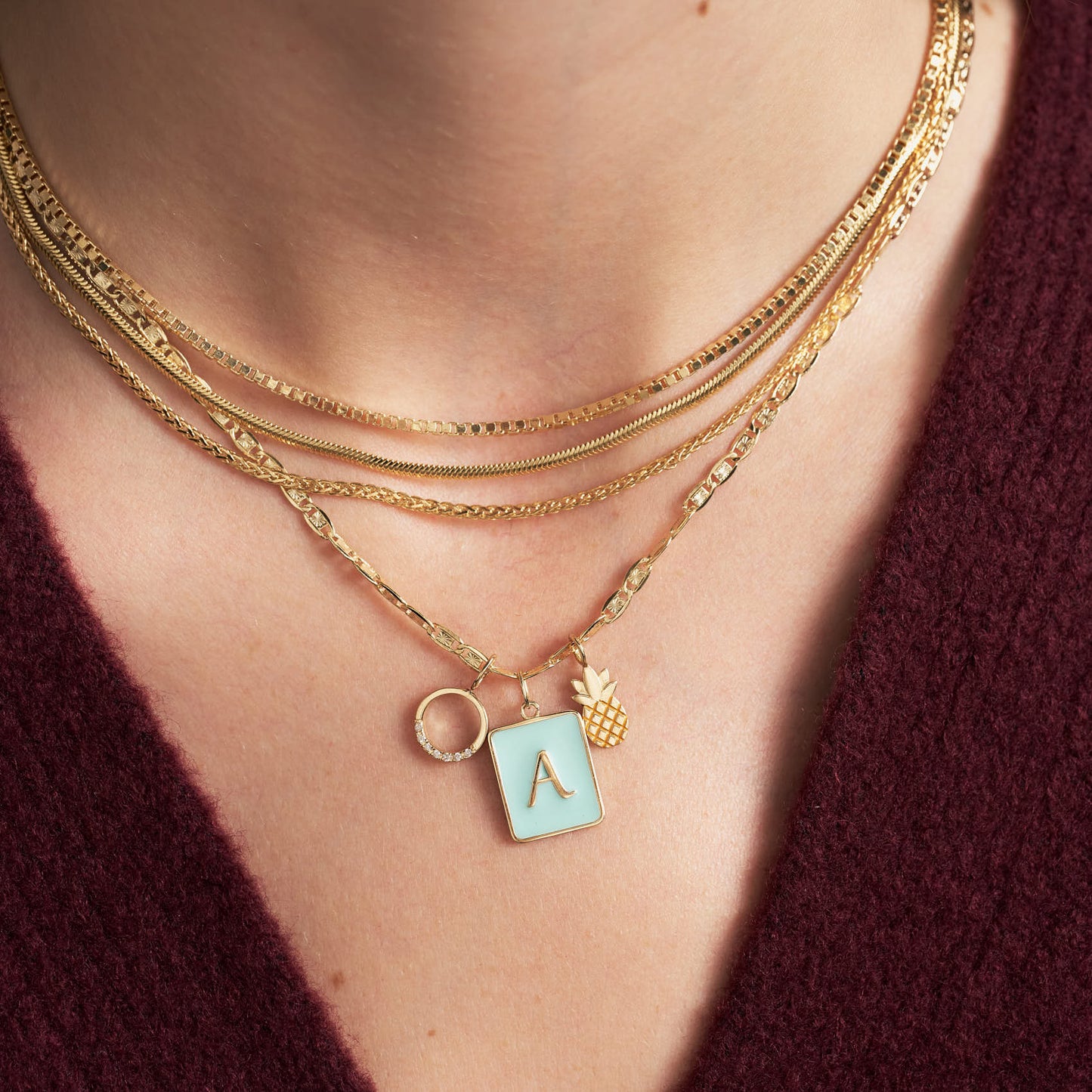 Emaye Harfli Charm