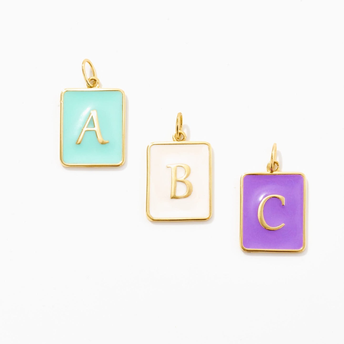 Emaye Harfli Charm
